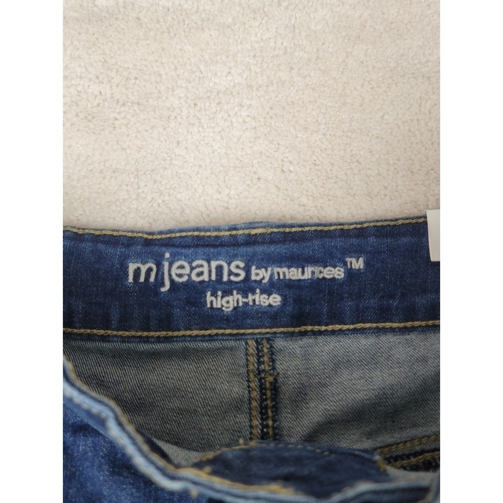 NWT Maurices M Jeans High Rise Distressed Denim Shorts Crochet Lace Trim Size 12 - Picture 4 of 11